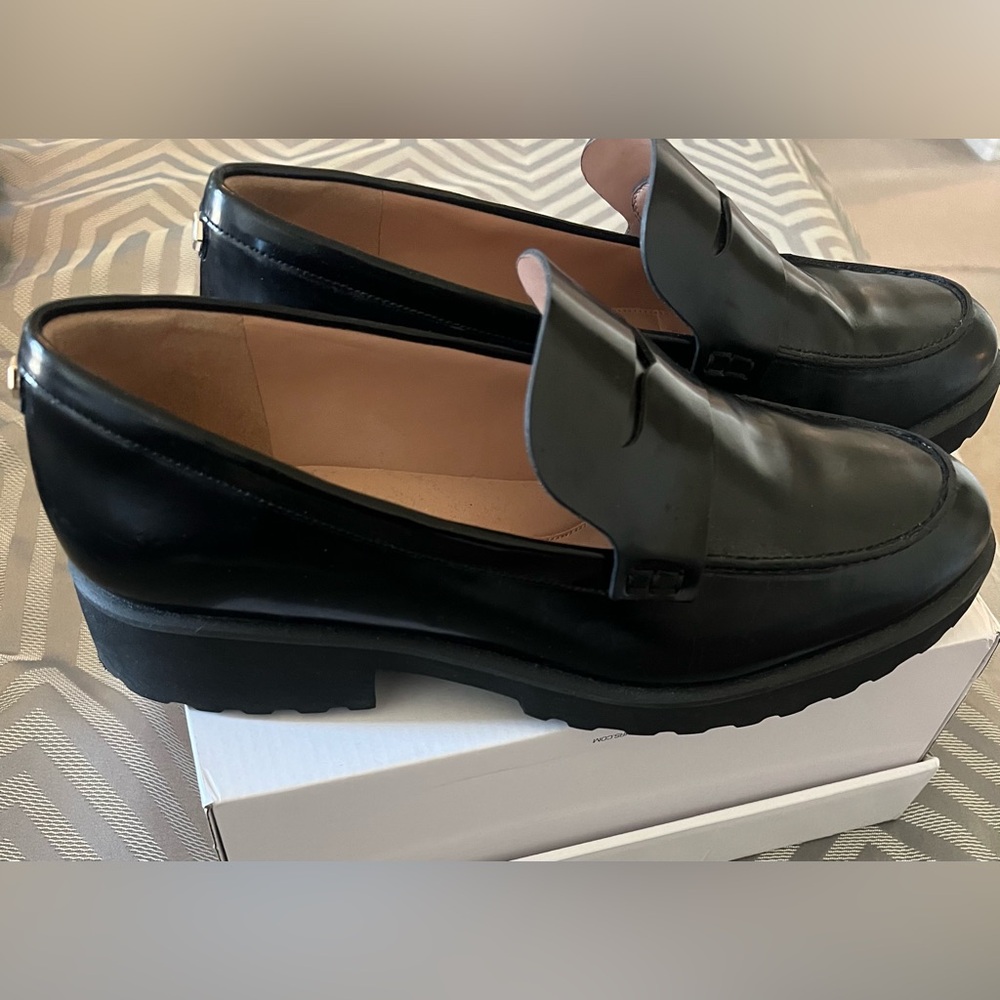 Cole Haan Geneva Platform Penny Loafer, size 10. Black, Great condition